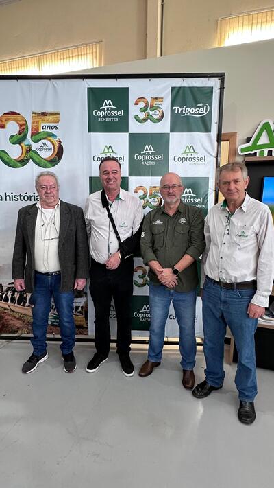 Coprossel celebra 35 anos de história, crescimento e cooperação